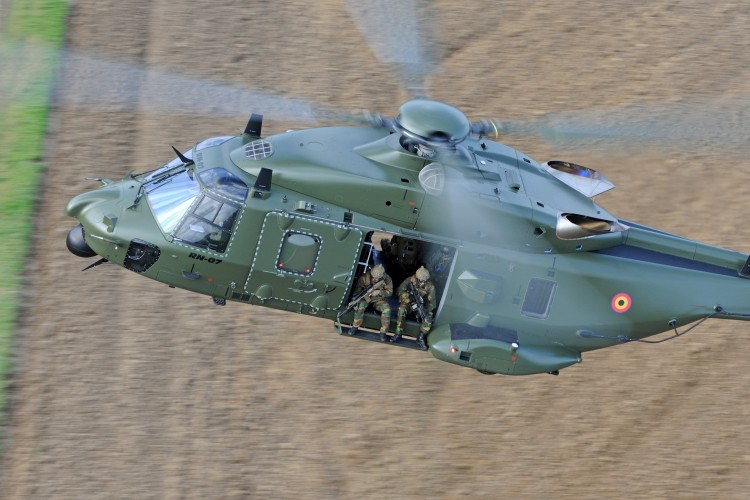 Deux hélicoptères militaires belges sont partis au Mali pour leur première mission 